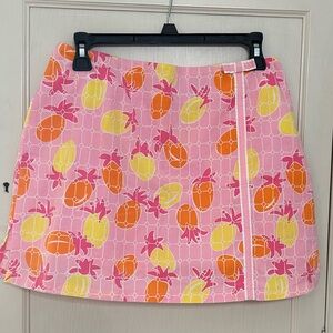 Vintage Lilly Pulitzer, super cute “pink pineapple” skort  size 8